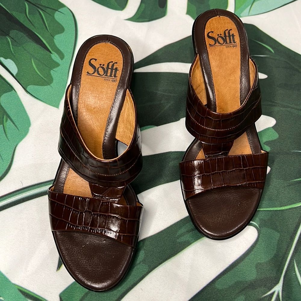* Sofft brand sandals